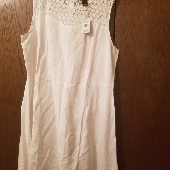 Dress - Picture 4 of 4